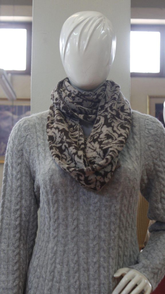 Bufanda alpaca gris negro Mon Repos